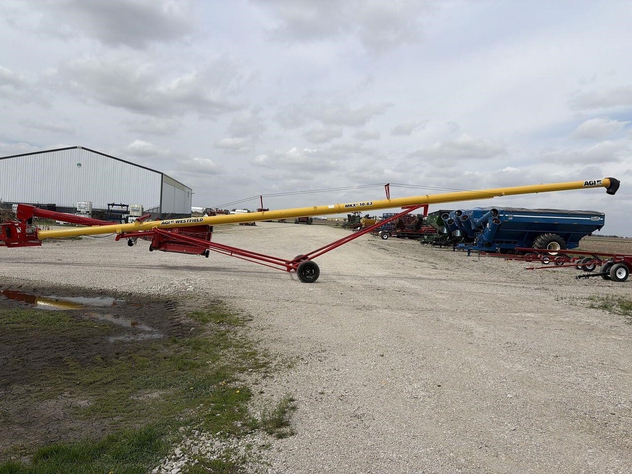 2022 Westfield MKX2 10-63 Augers and Conveyor
