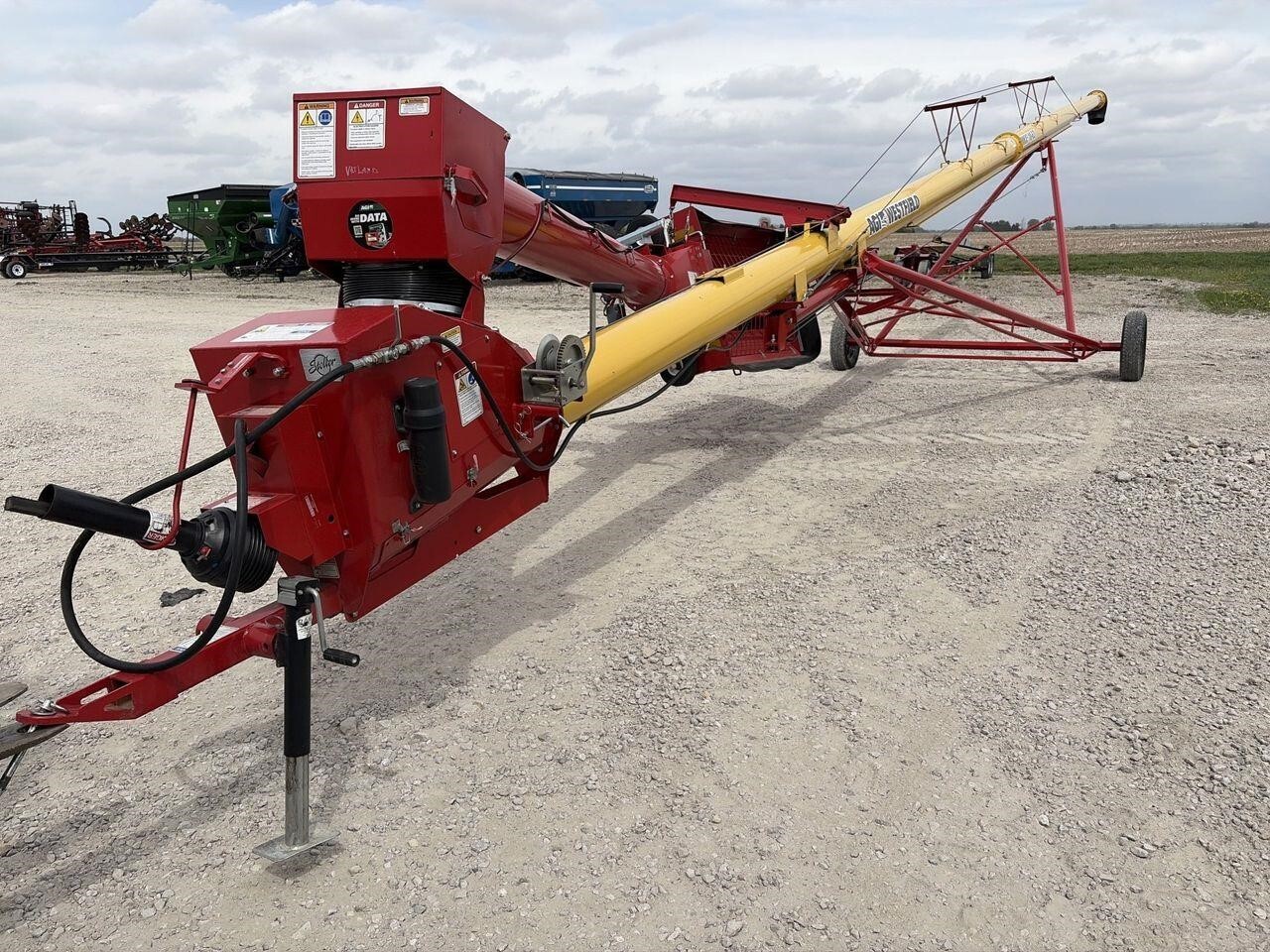 2022 Westfield MKX2 10-63 Augers and Conveyor