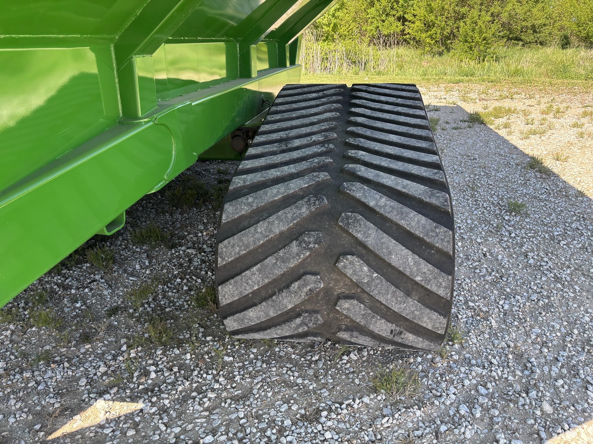 2021 J&M 1432-22T Grain Cart