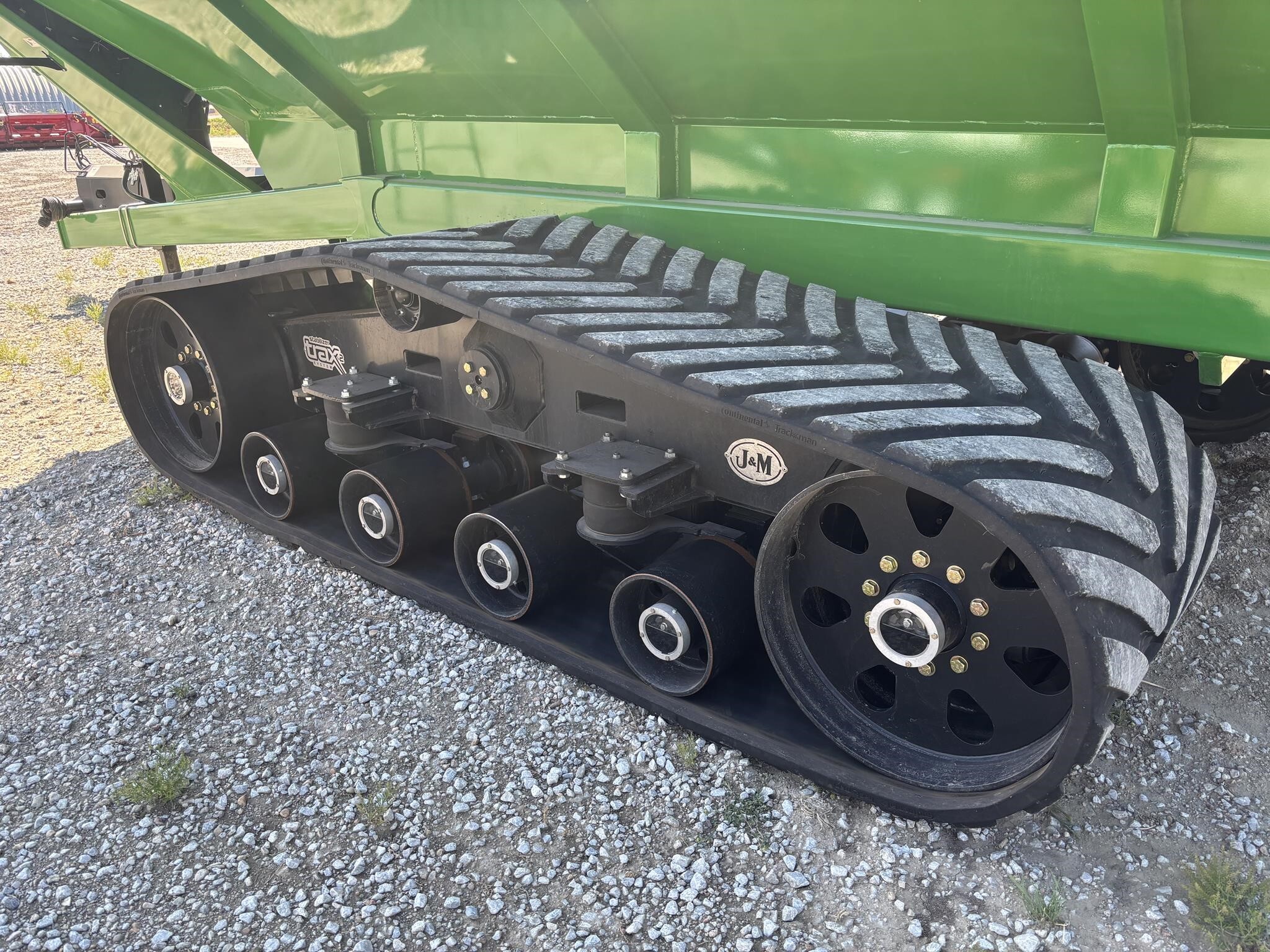 2021 J&M 1432-22T Grain Cart