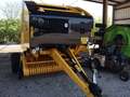  New Holland Roll-Belt 450 Utility Round Baler