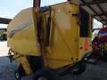  New Holland Roll-Belt 450 Utility Round Baler