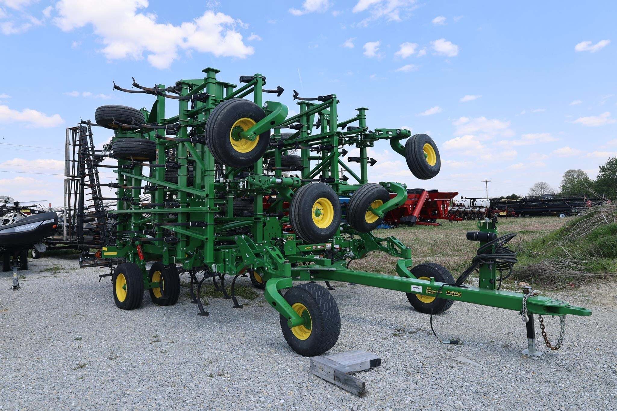 2024 John Deere 2230FH Field Cultivator