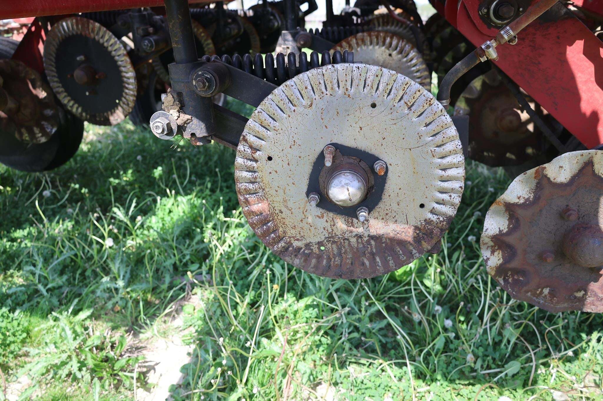  White 8180 Planter