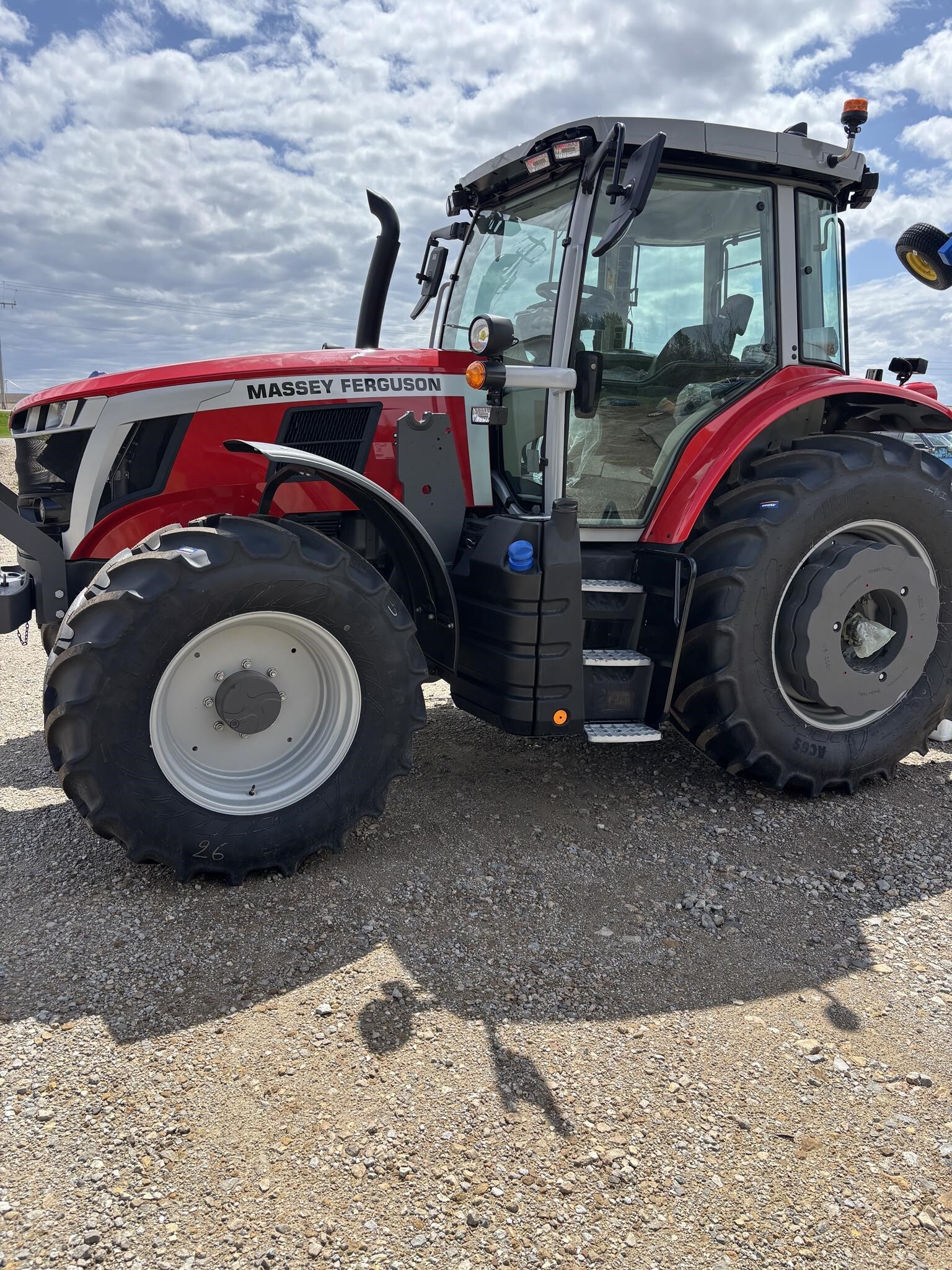 2026 Massey Ferguson 7S.165 Tractor