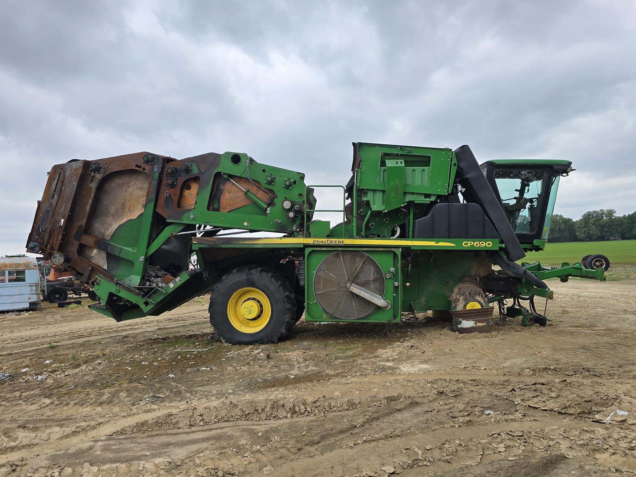 2017 John Deere CP690 Cotton Equipment