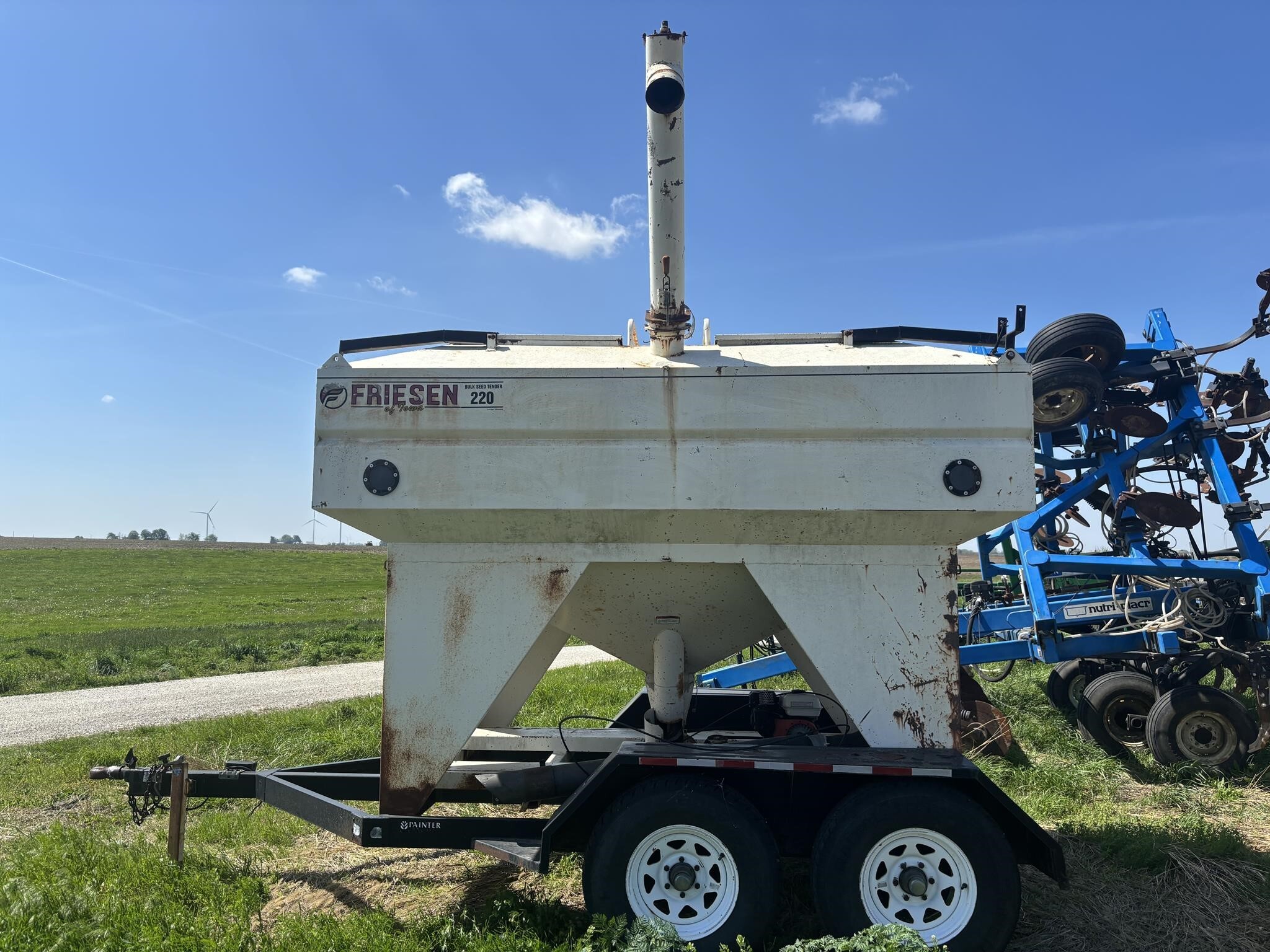  Friesen 220 Seed Tender