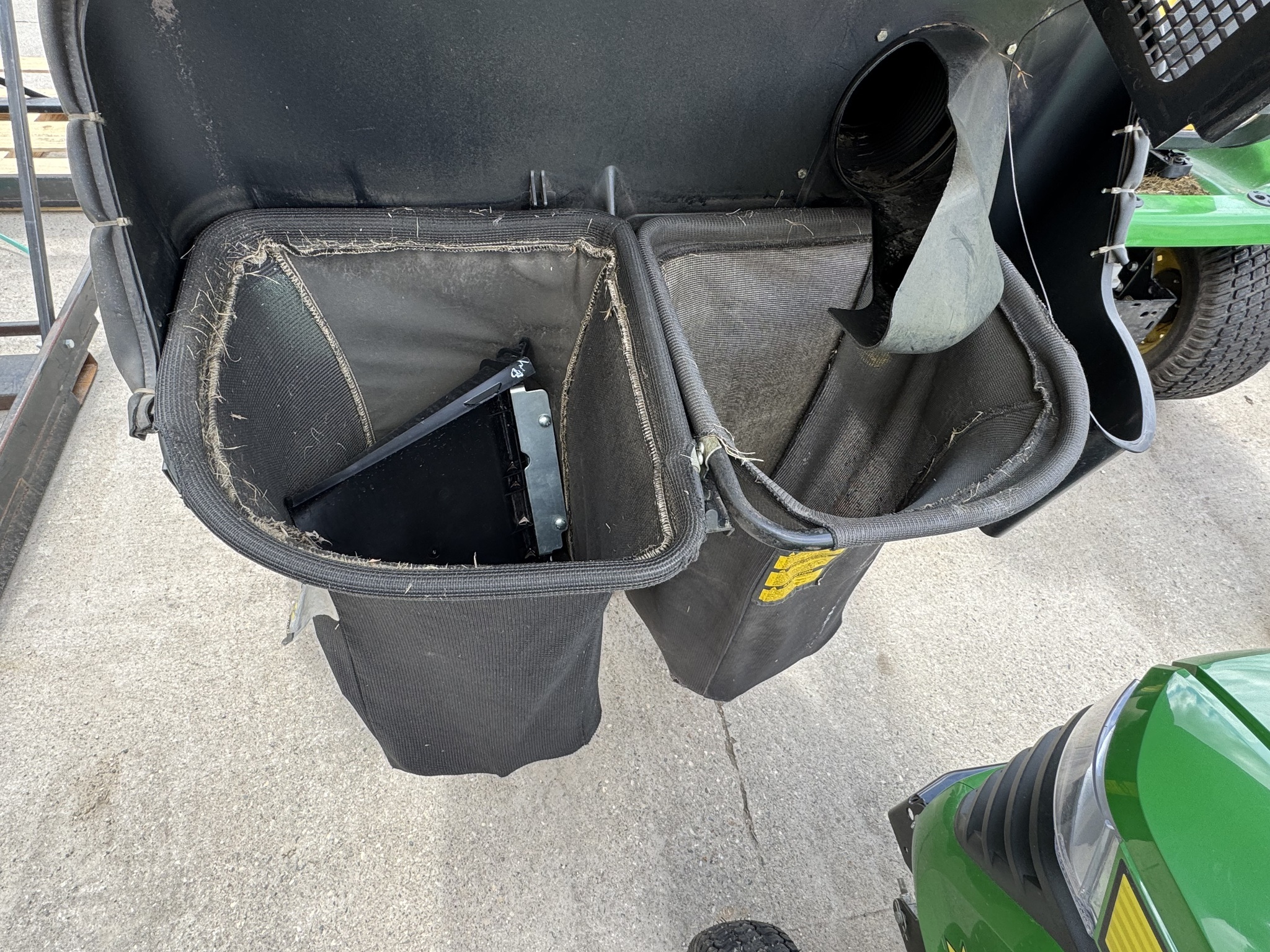 2023 John Deere X390 Lawn Mower