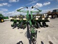 1999 John Deere 1760 Planter