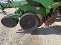 1999 John Deere 1760 Planter