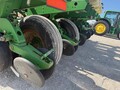 1999 John Deere 1760 Planter