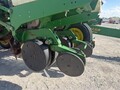 1999 John Deere 1760 Planter