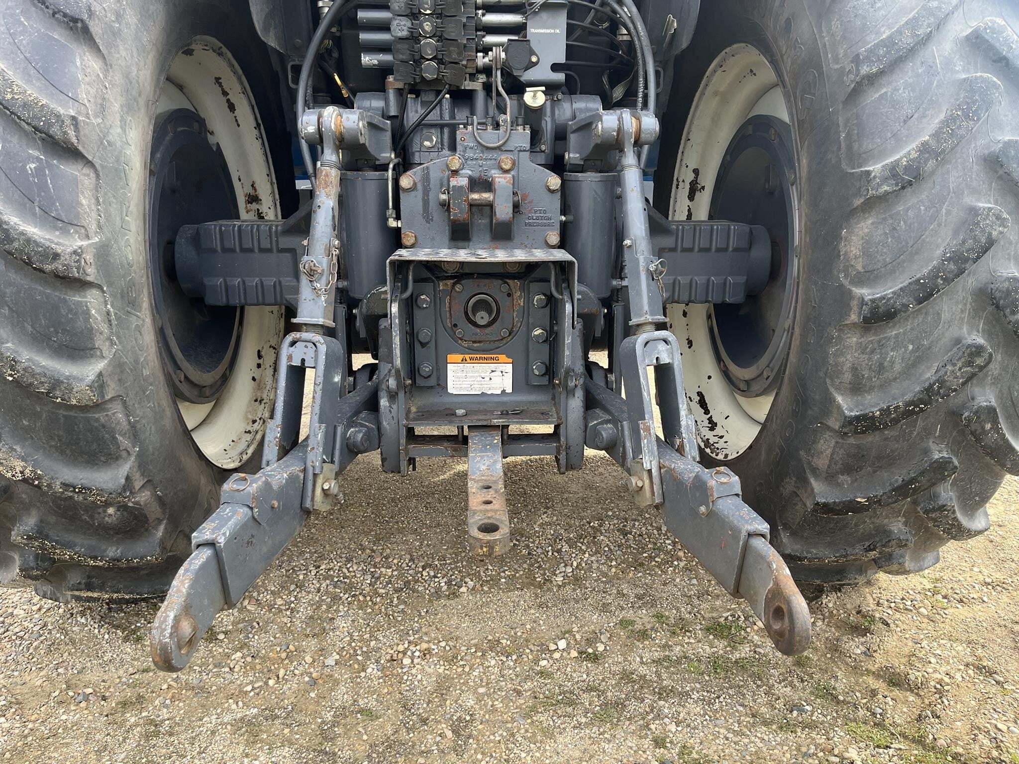 1995 Ford 8970 Tractor