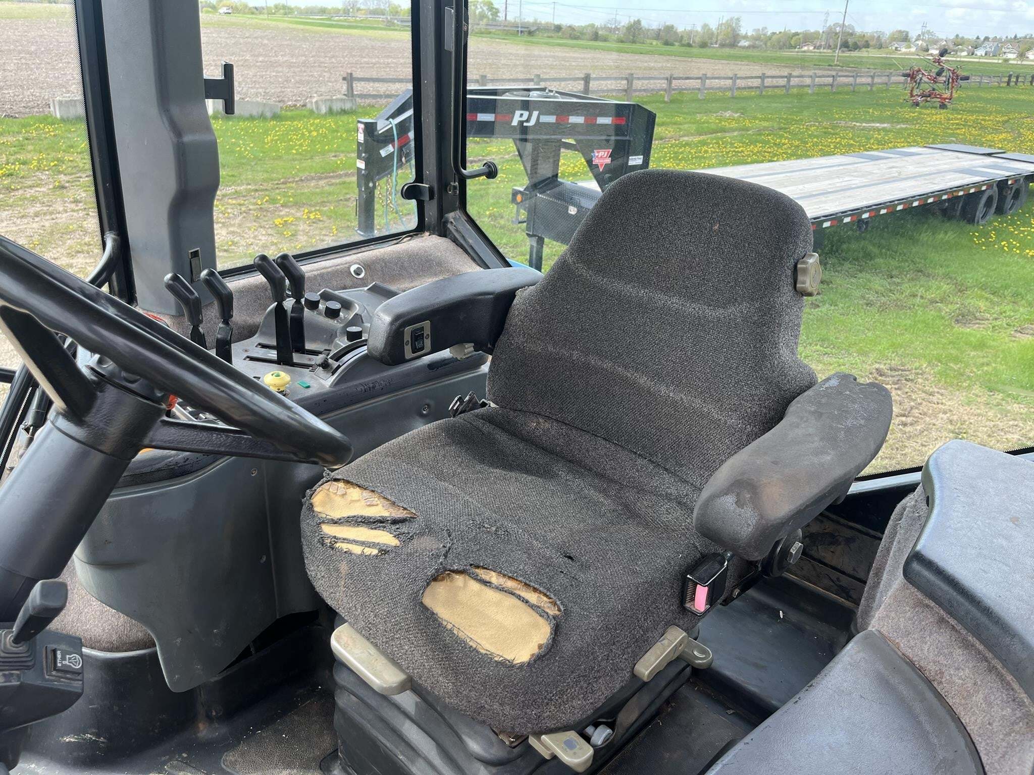 1995 Ford 8970 Tractor