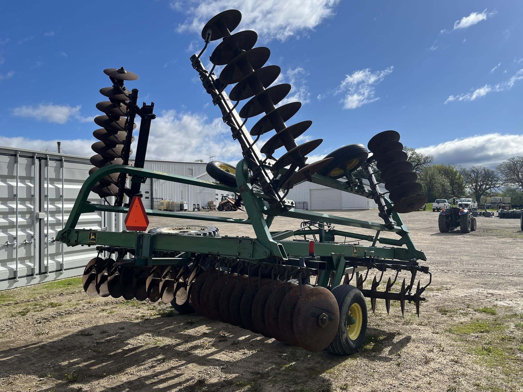  John Deere 235 Disk