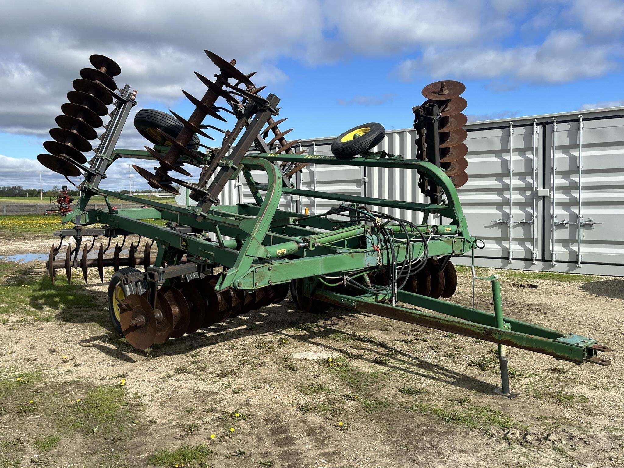  John Deere 235 Disk