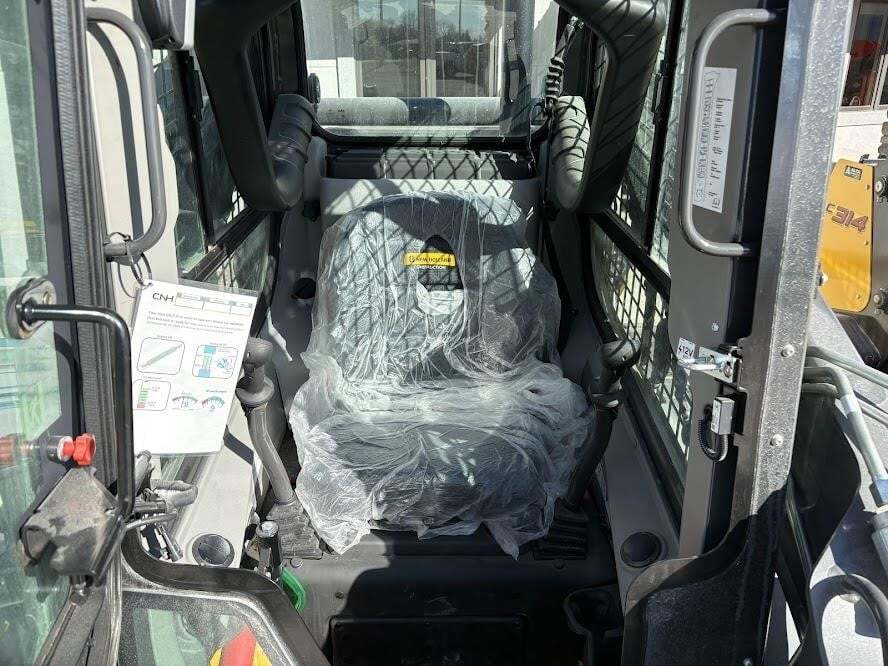 2025 New Holland L328 Skid Steer