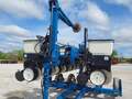  Kinze 3500 Planter
