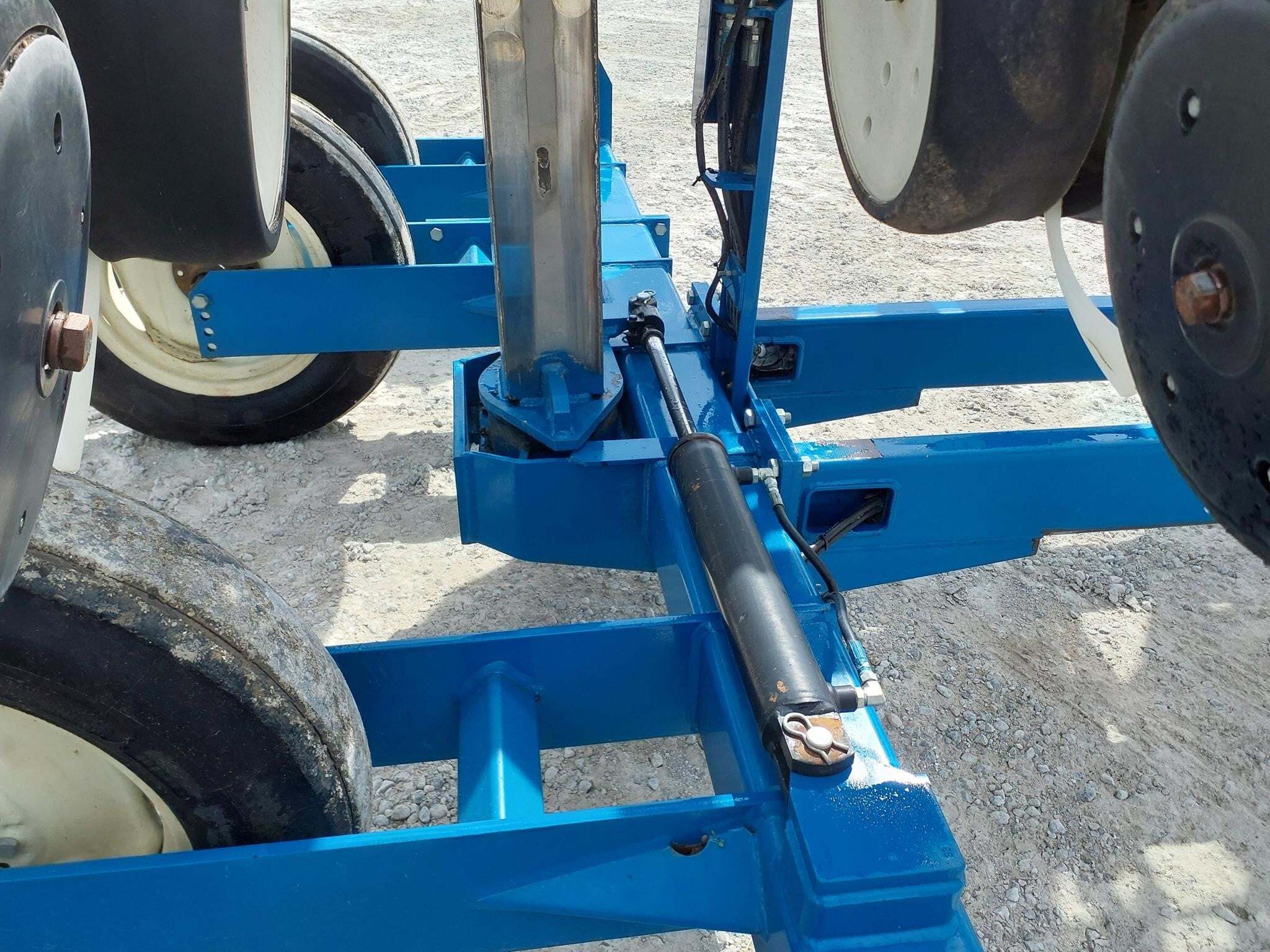  Kinze 3500 Planter