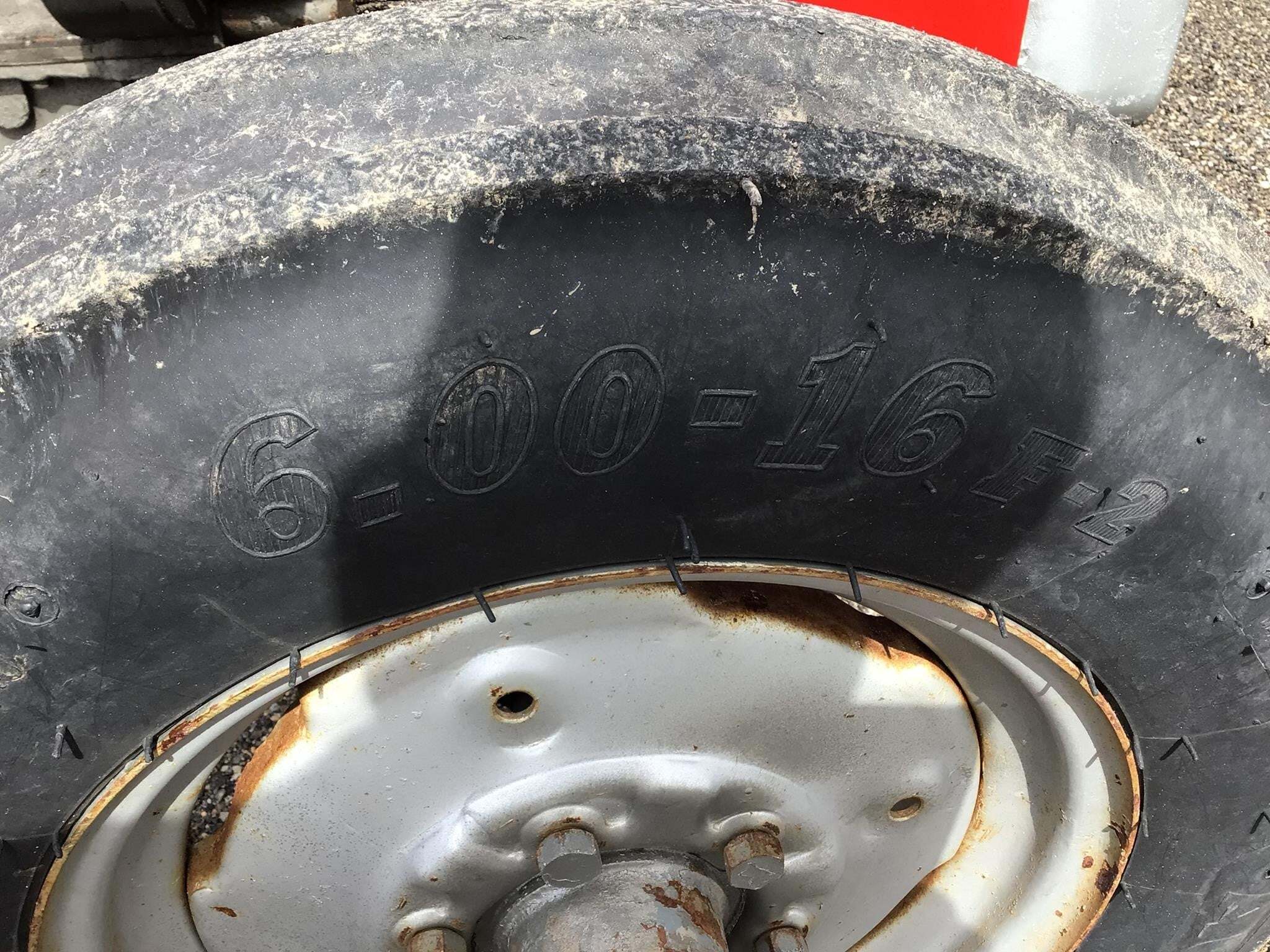 1980 Massey Ferguson 245 Tractor
