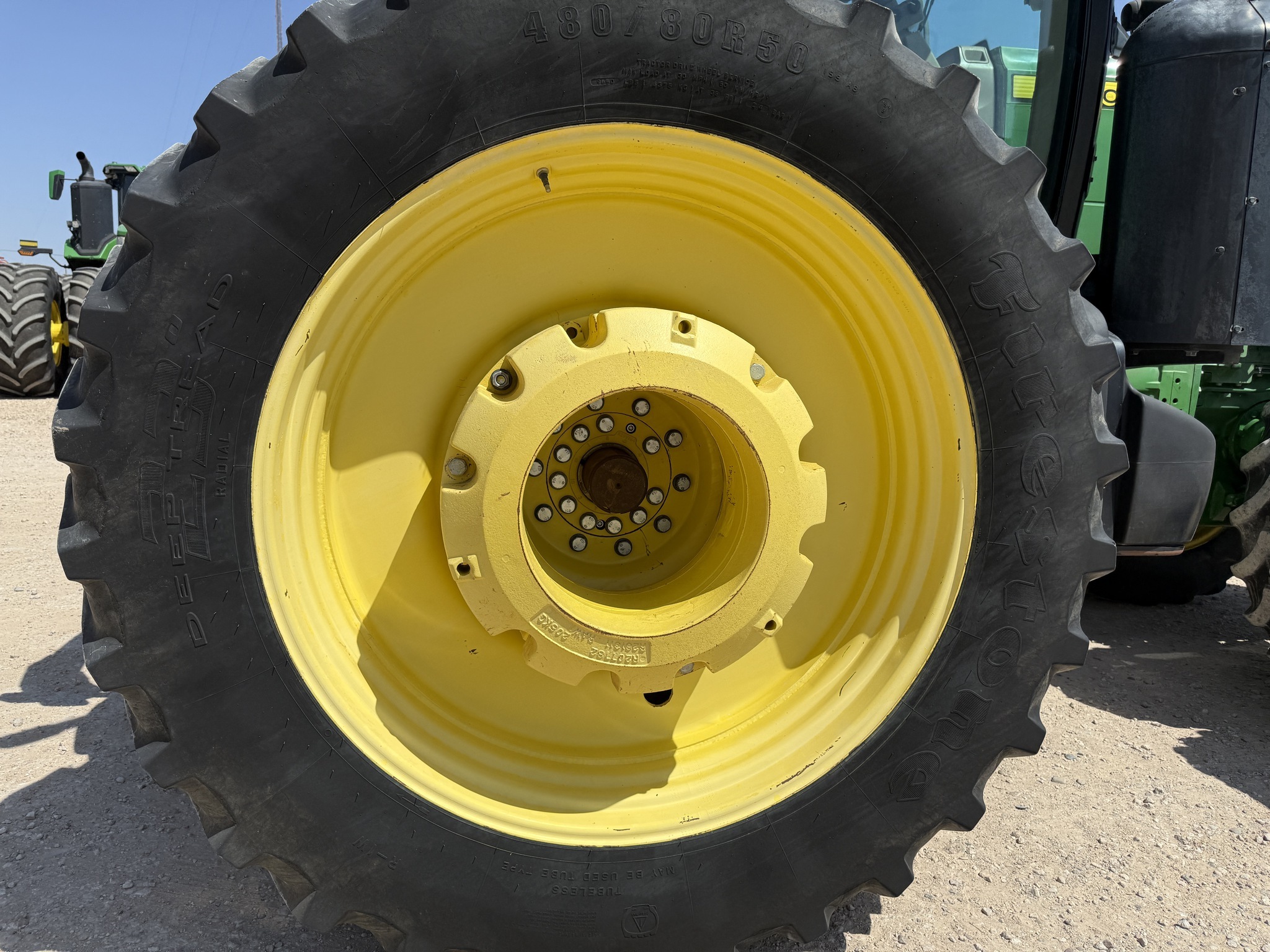 2011 John Deere 8360R Tractor