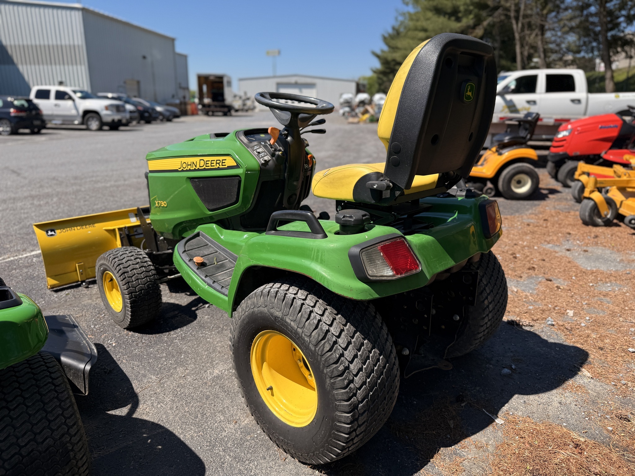 2014 John Deere X730 Lawn Mower