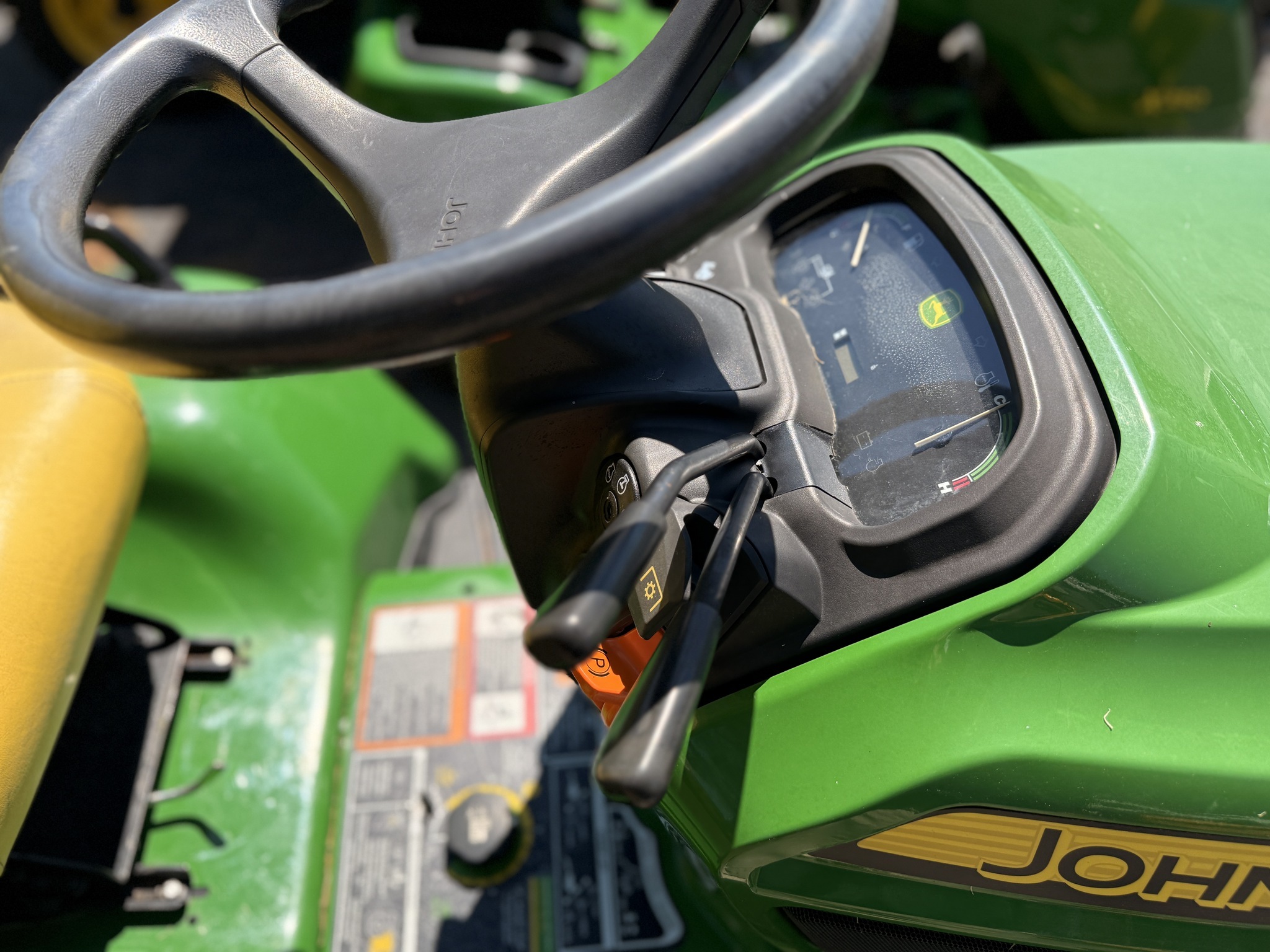 2014 John Deere X730 Lawn Mower