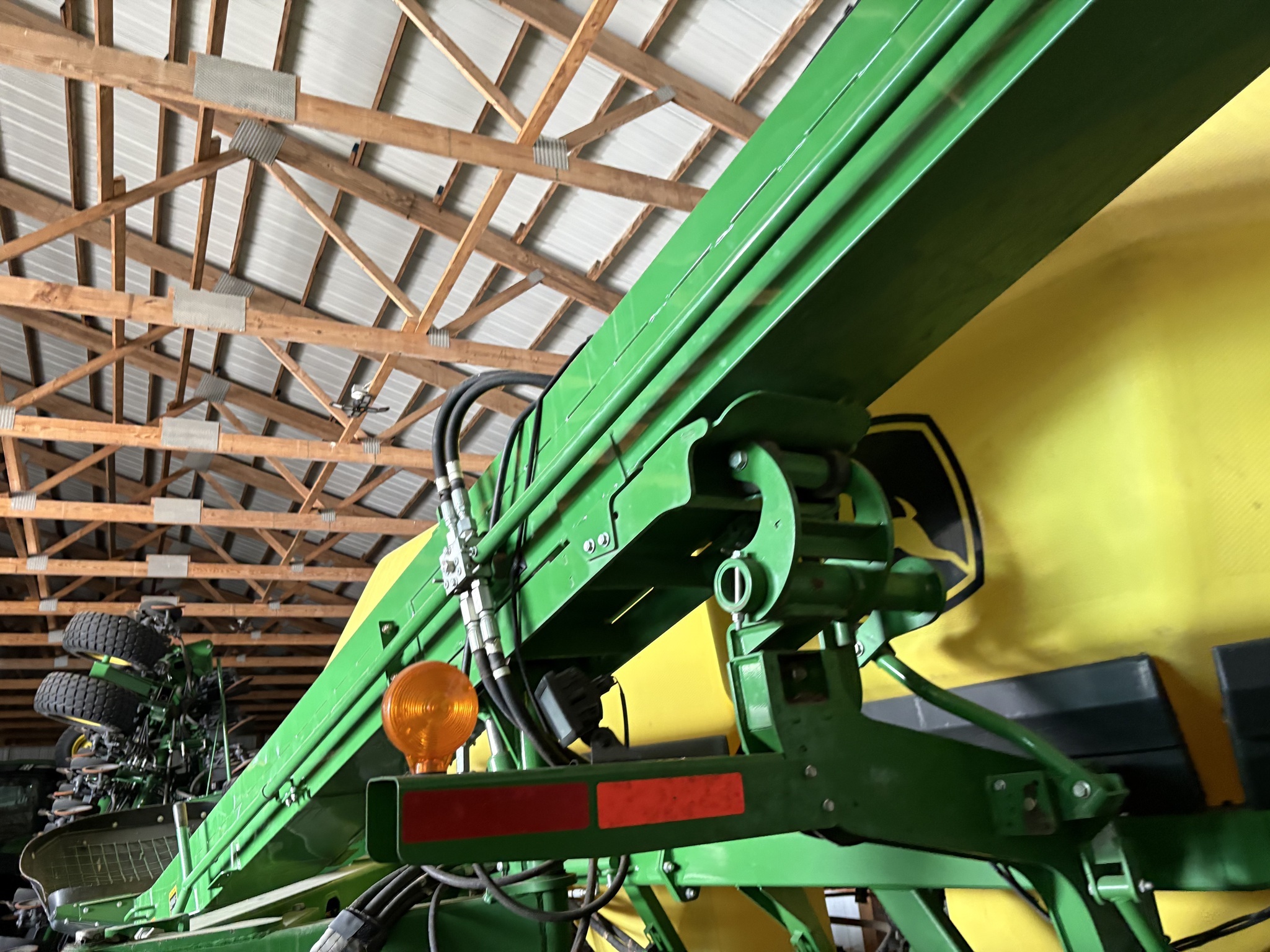 2016 John Deere 1890 Air Seeder