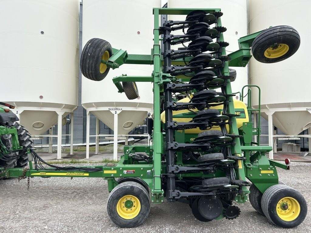 2017 John Deere 1990 Air Seeder