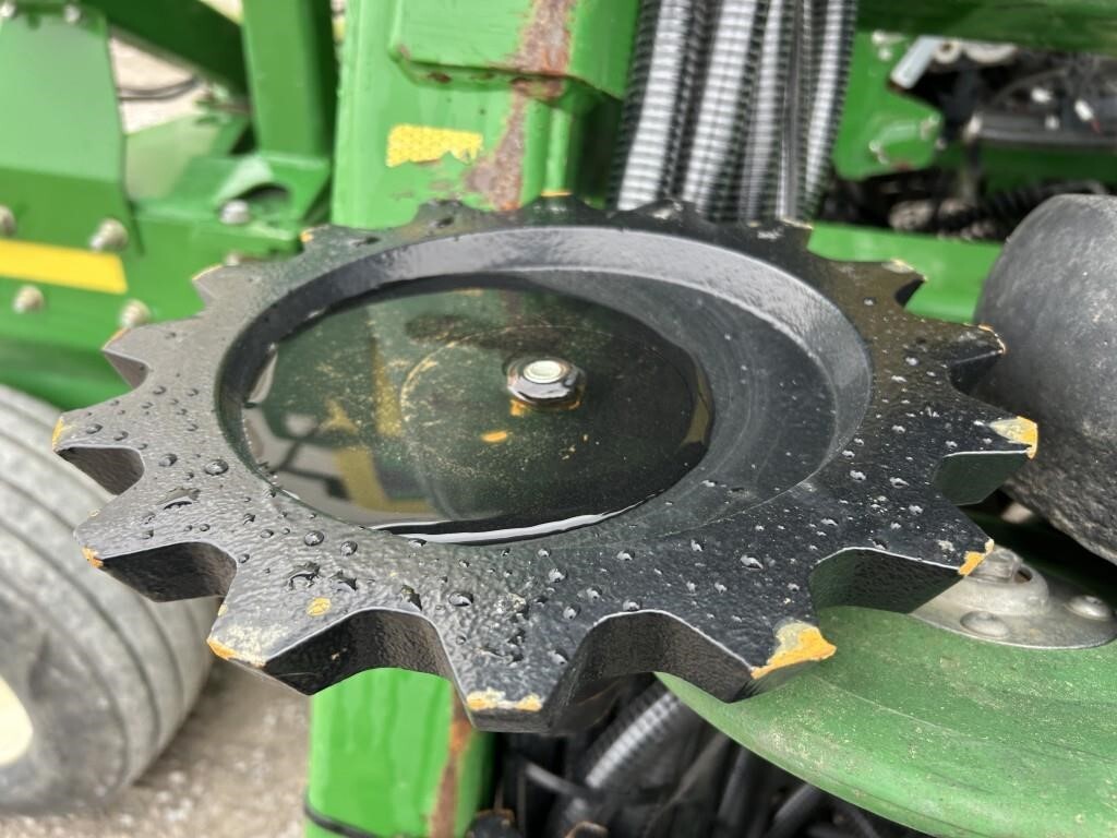2017 John Deere 1990 Air Seeder