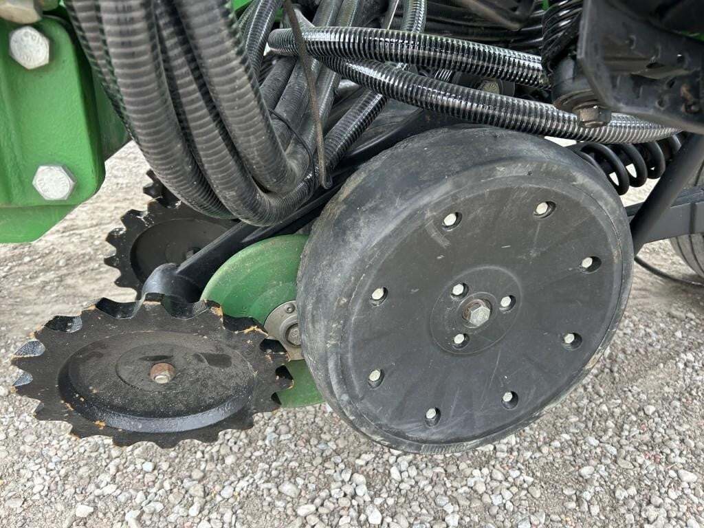 2017 John Deere 1990 Air Seeder