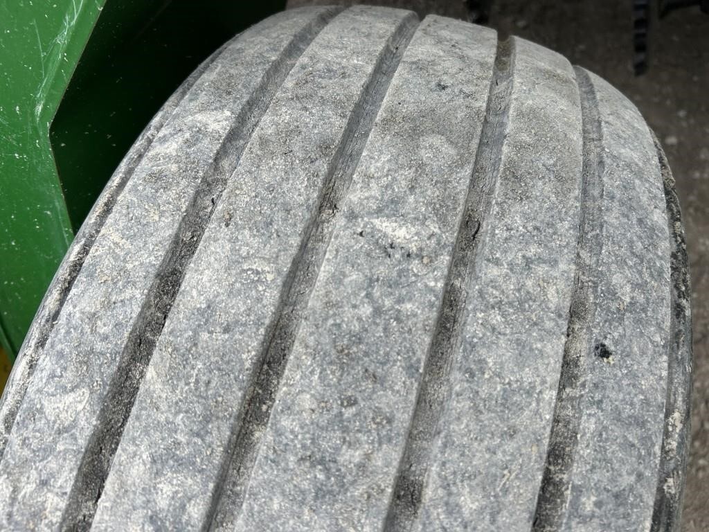 2017 John Deere 1990 Air Seeder