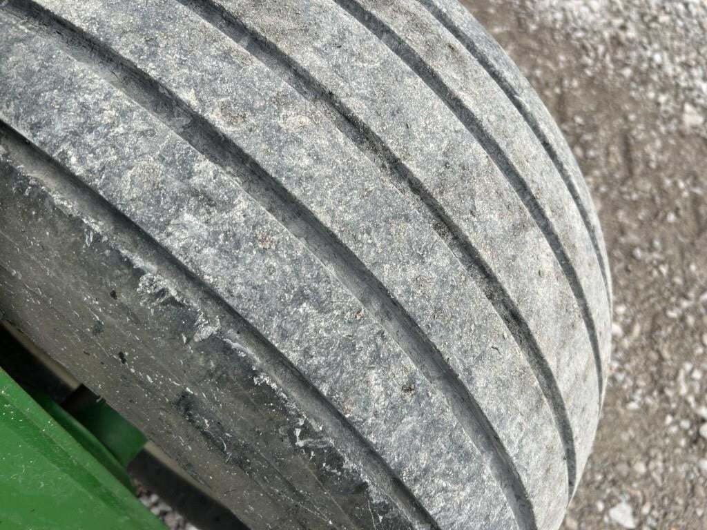 2017 John Deere 1990 Air Seeder