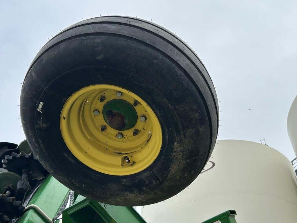 2017 John Deere 1990 Air Seeder