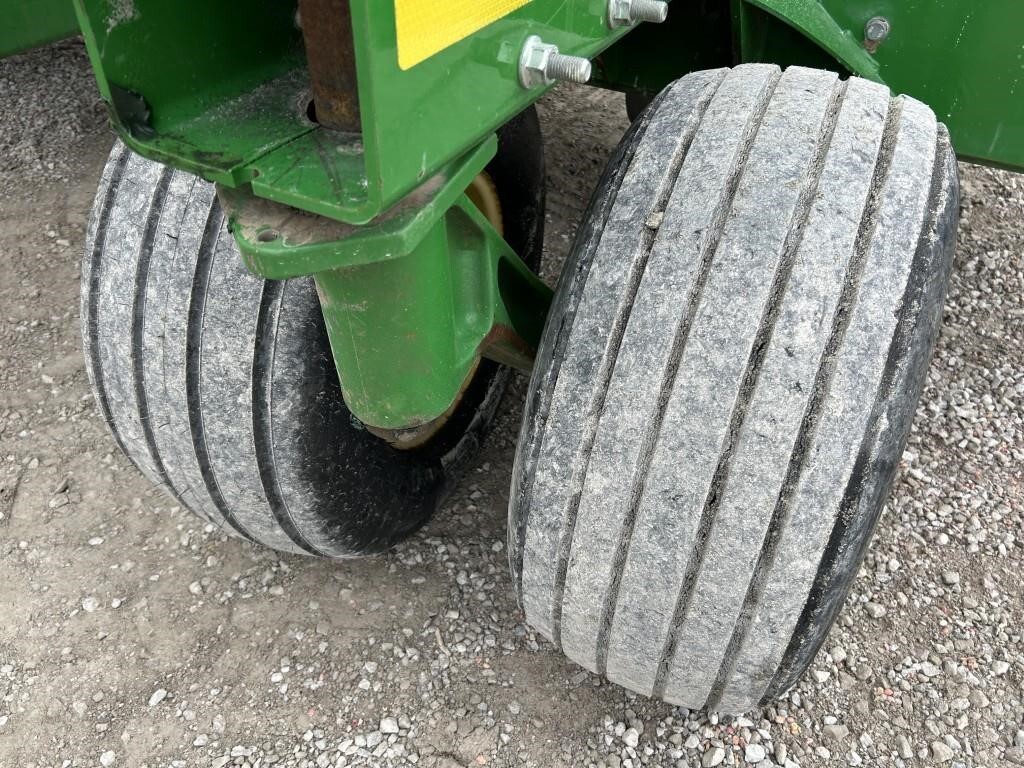 2017 John Deere 1990 Air Seeder