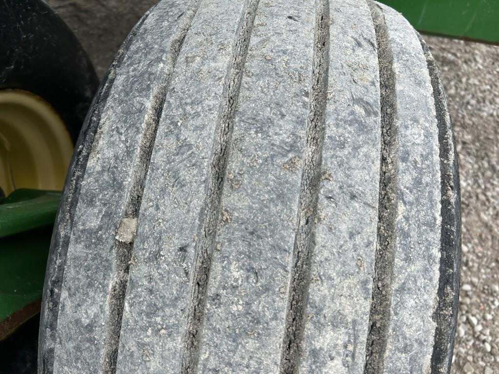 2017 John Deere 1990 Air Seeder