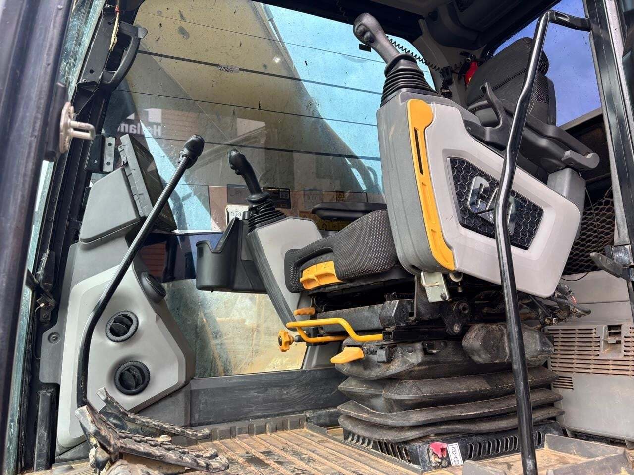 2021 Caterpillar 336 Crawler