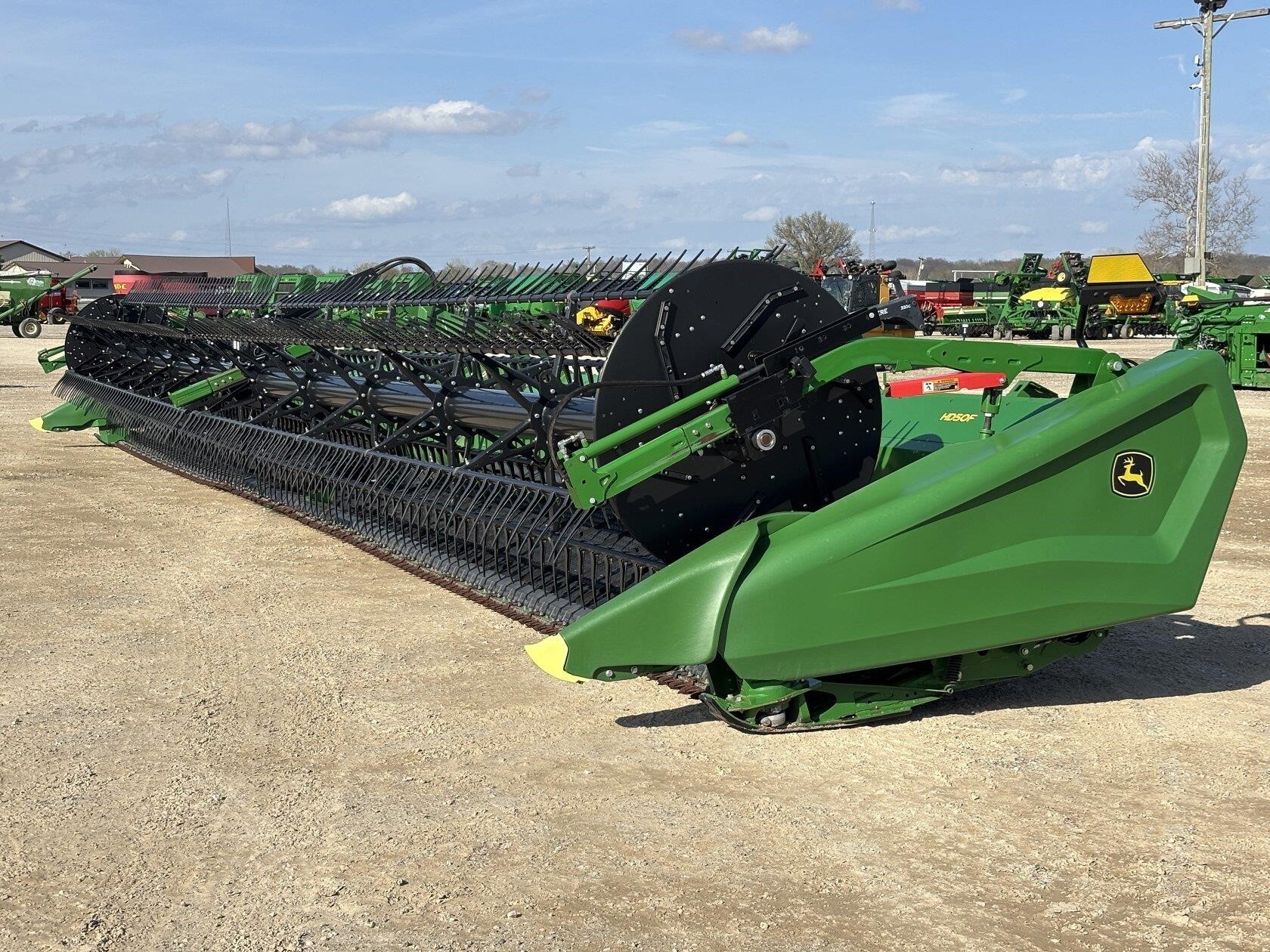 2023 John Deere HD50F Platform