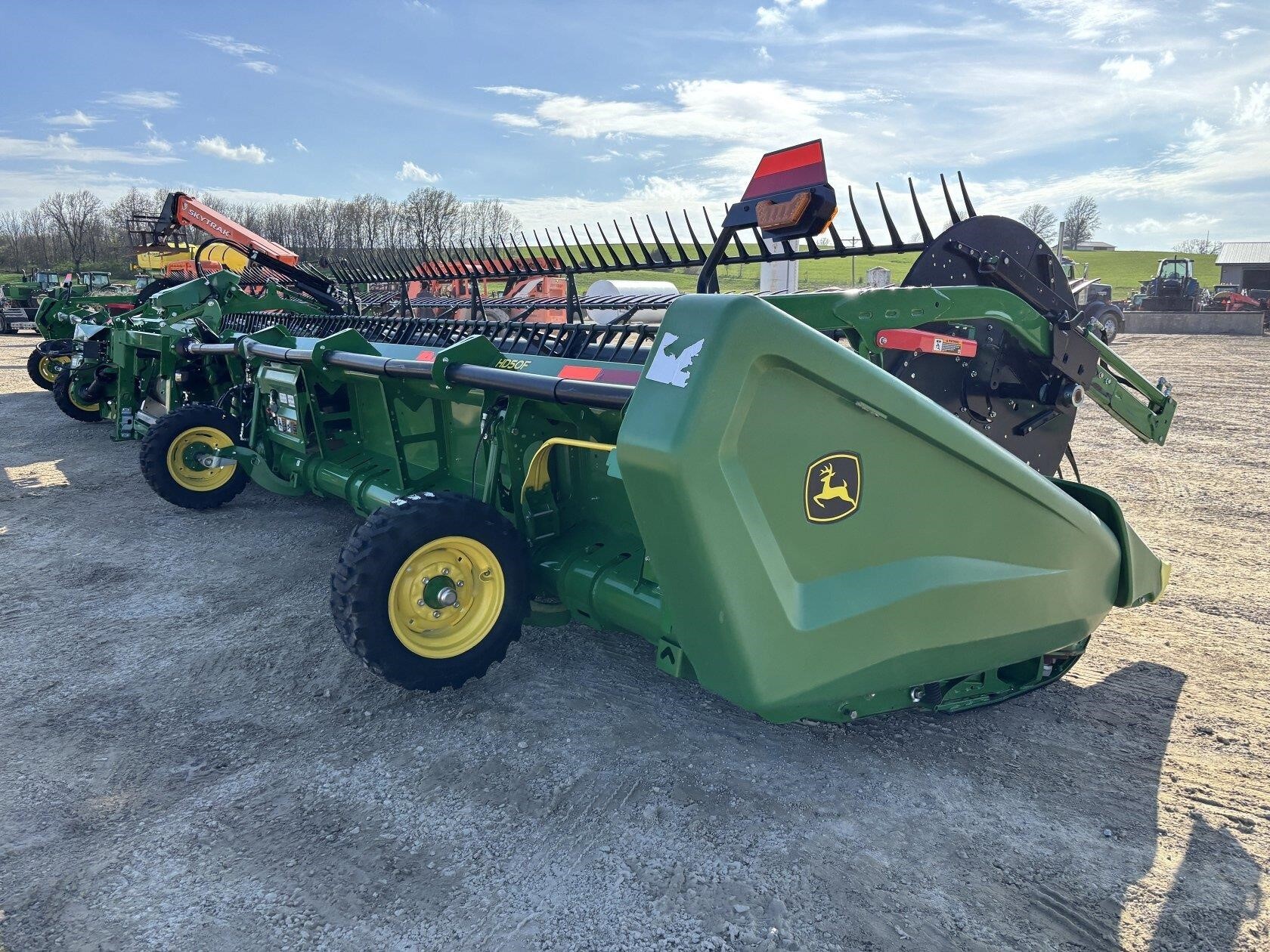 2023 John Deere HD50F Platform
