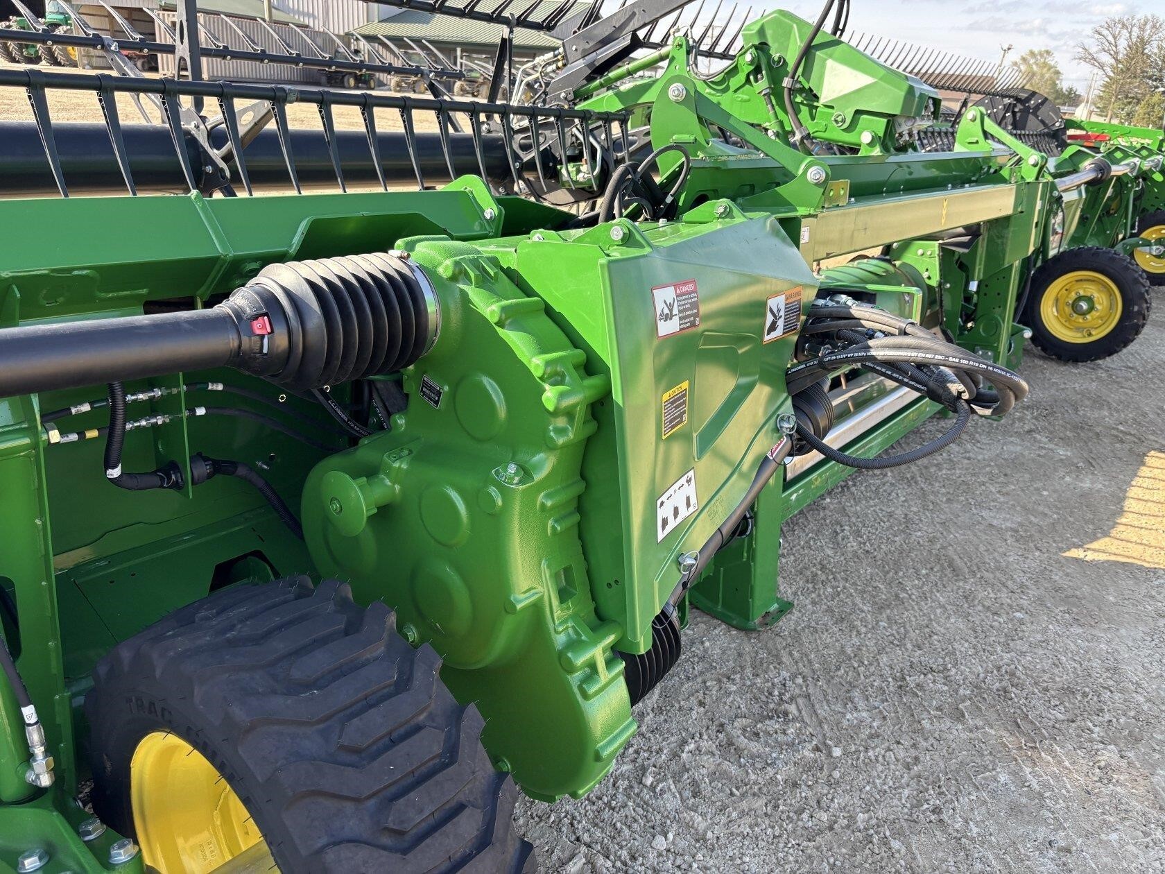 2023 John Deere HD50F Platform