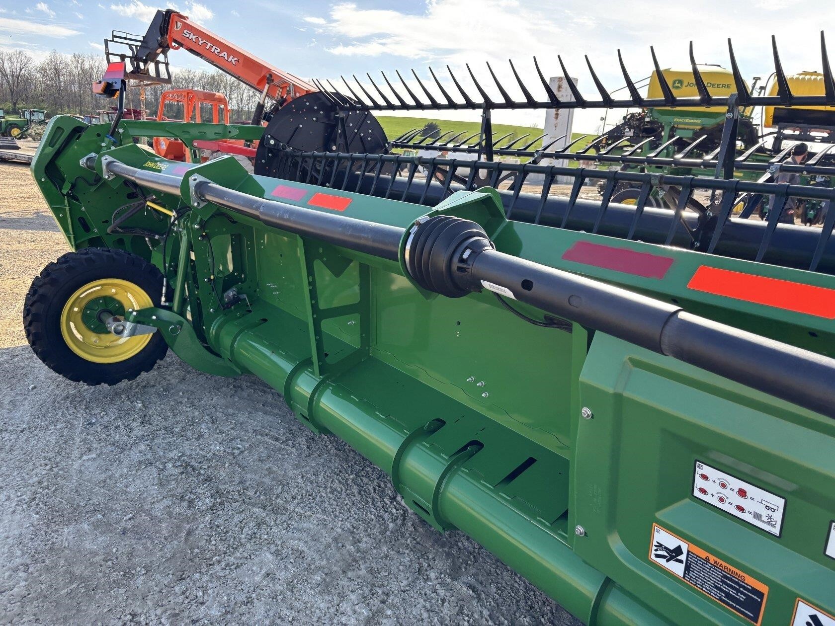 2023 John Deere HD50F Platform