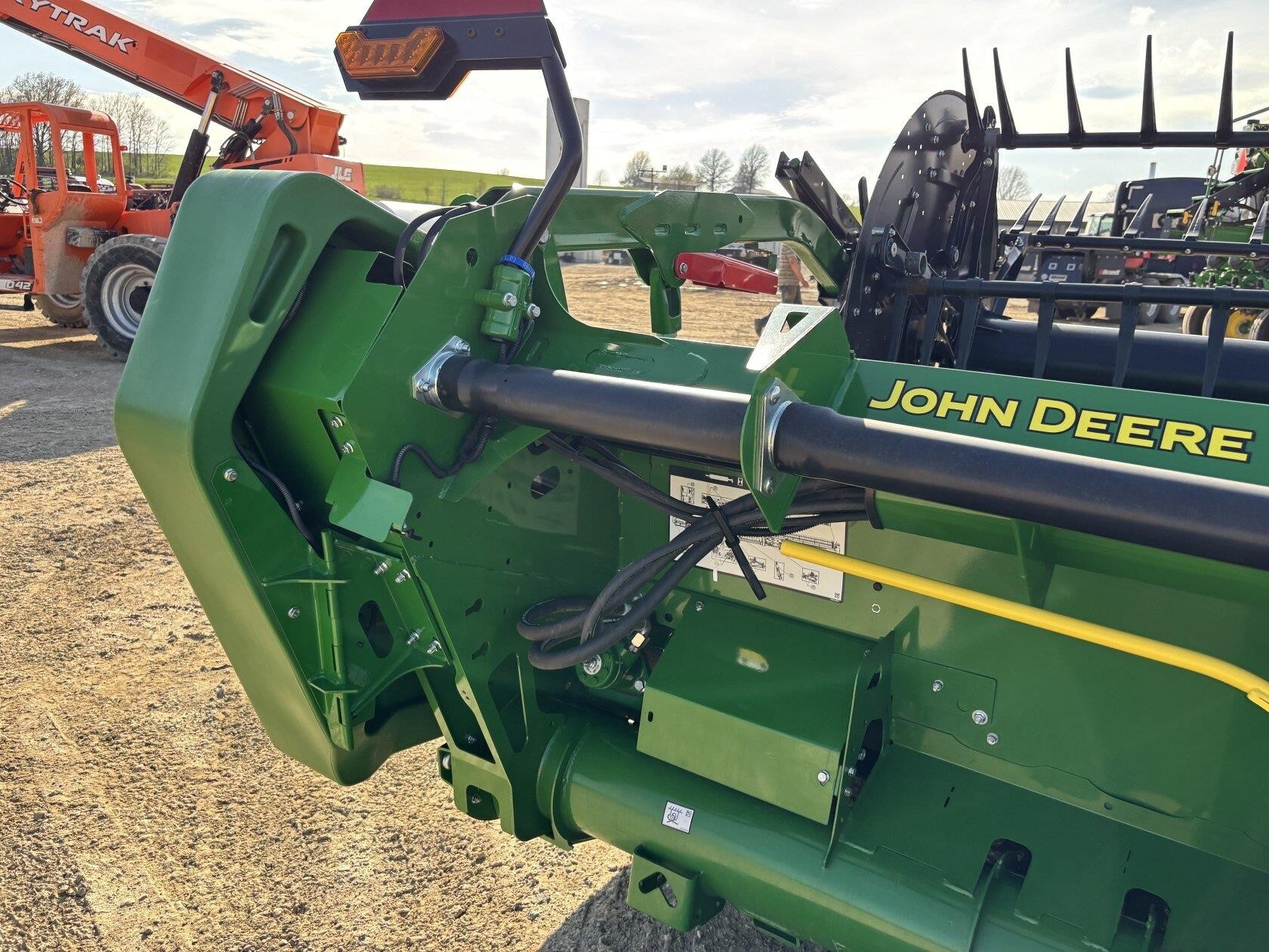 2023 John Deere HD50F Platform