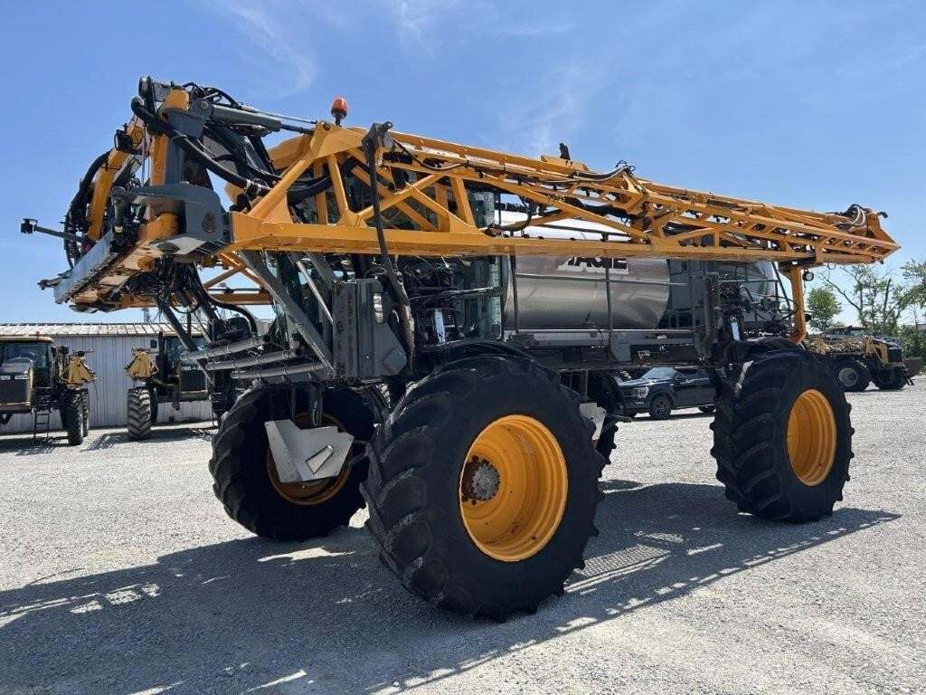 2016 Hagie STS16 Self-Propelled Sprayer