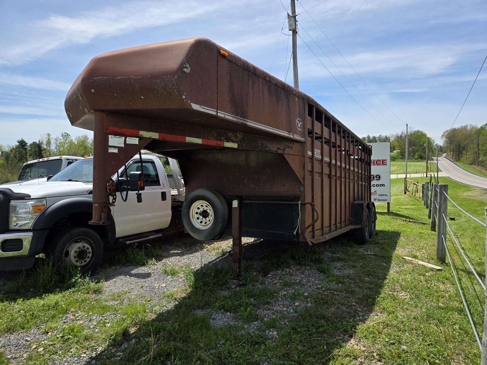 1998 Hillsboro 6x18 Livestock Trailer