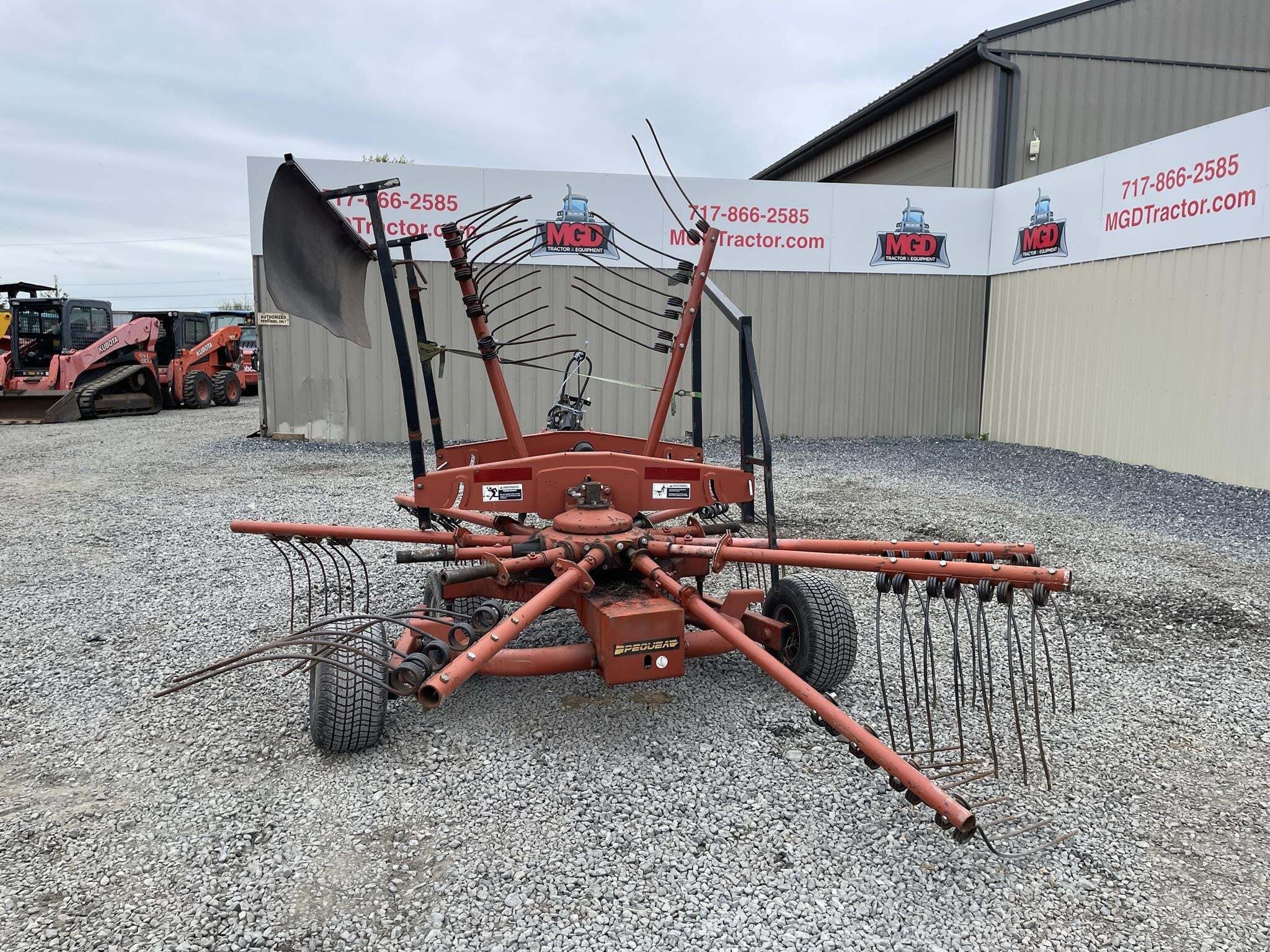 Pequea HR1140 Rake - $Call | Machinery Pete