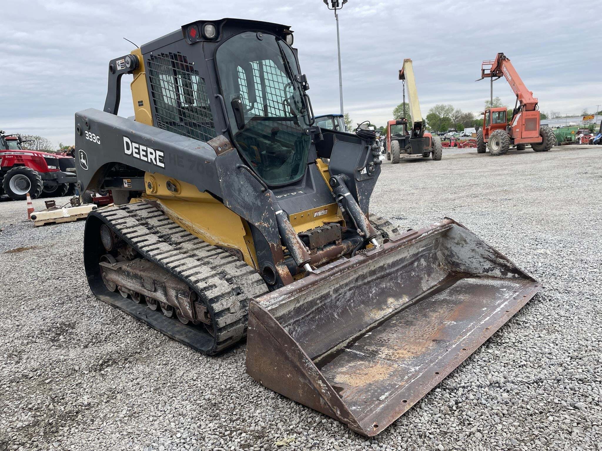 2017 Deere 333G Skid Steer