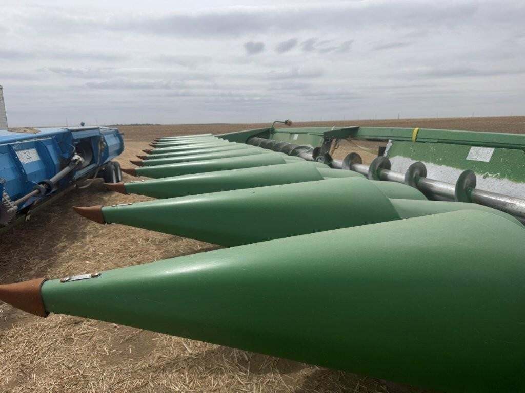 1998 John Deere 1293 Corn Head