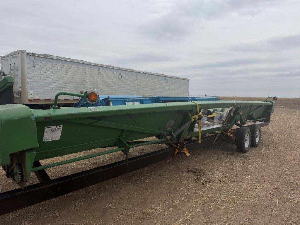 1998 John Deere 1293 Corn Head