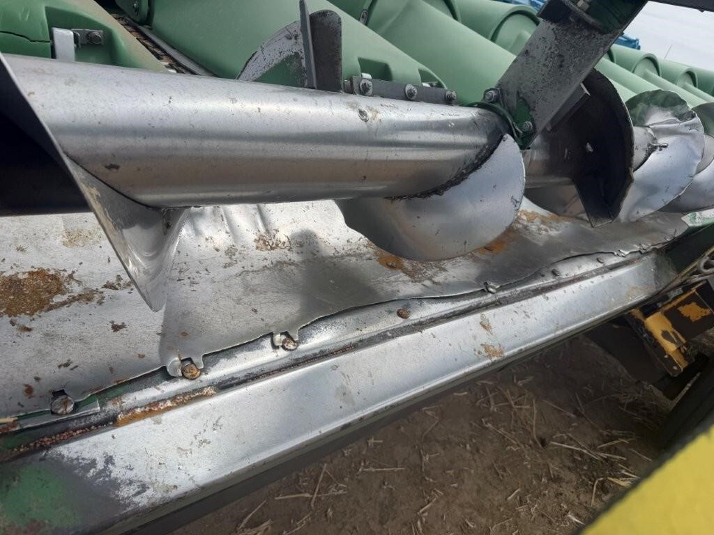1998 John Deere 1293 Corn Head