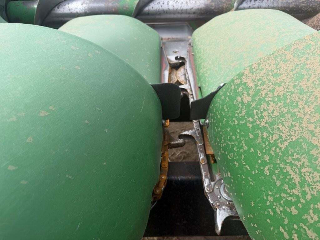 1998 John Deere 1293 Corn Head